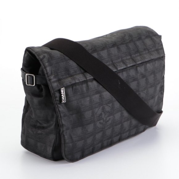 Chanel Messenger Bag - Picture 1 of 8